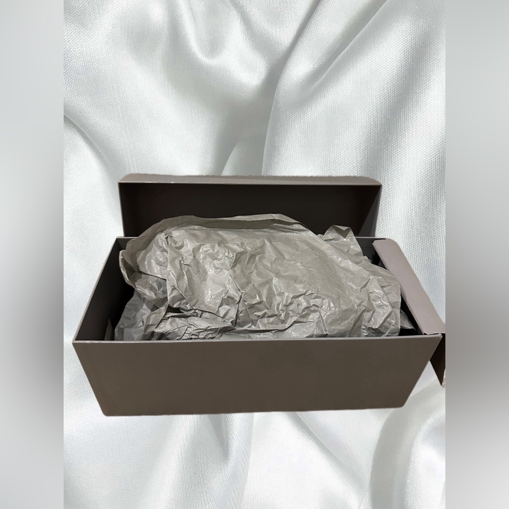 Gently Worn Balenciaga Pool Slide Rubber Logo Slip On Beige/ Black C 37 / US 6.5 - Picture 2 of 11